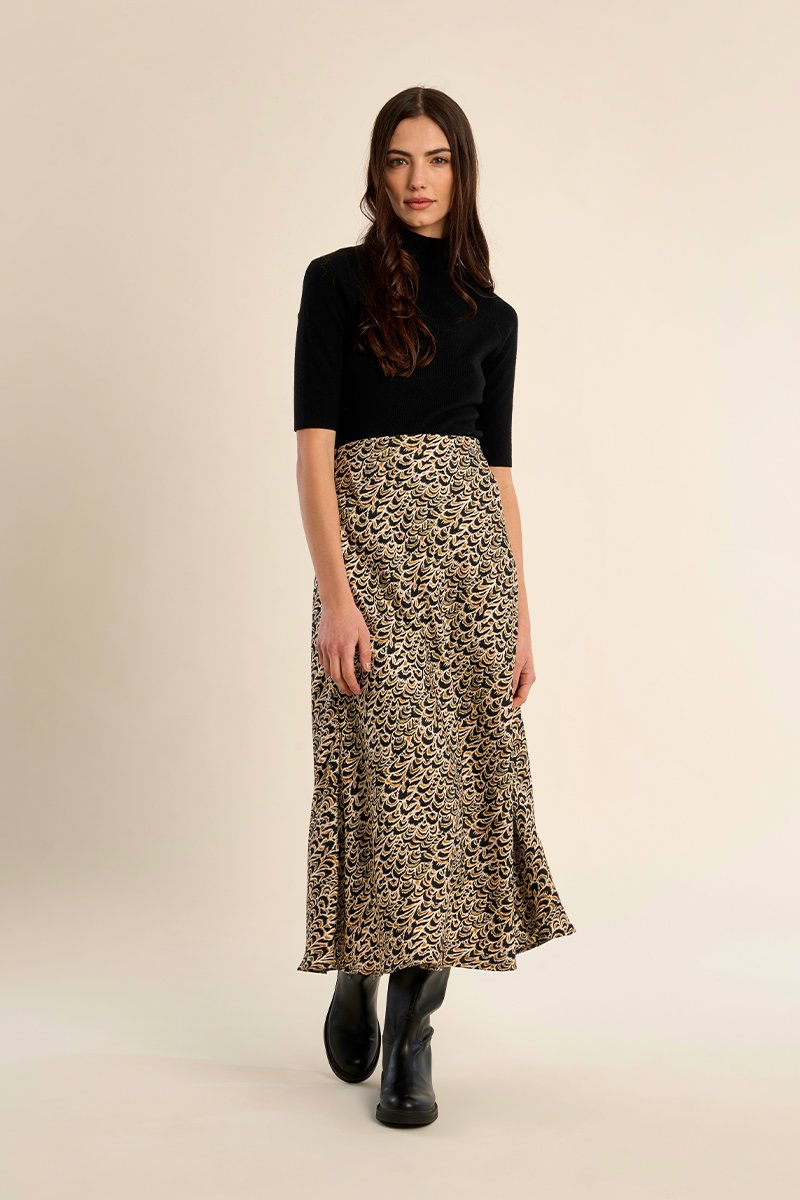 Falda larga con estampado · Black Leonie