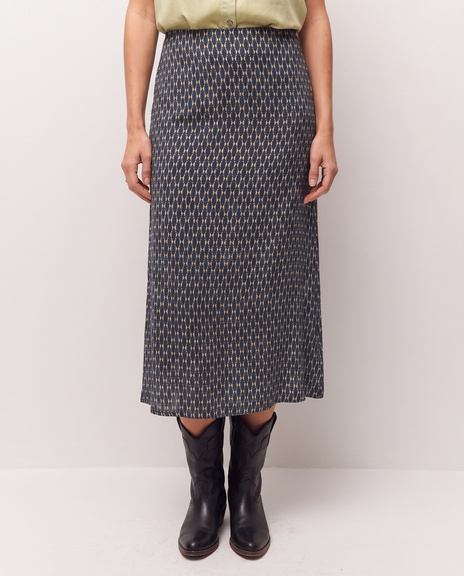 Falda midi con un estampado gemoétrico · Azul Índigo