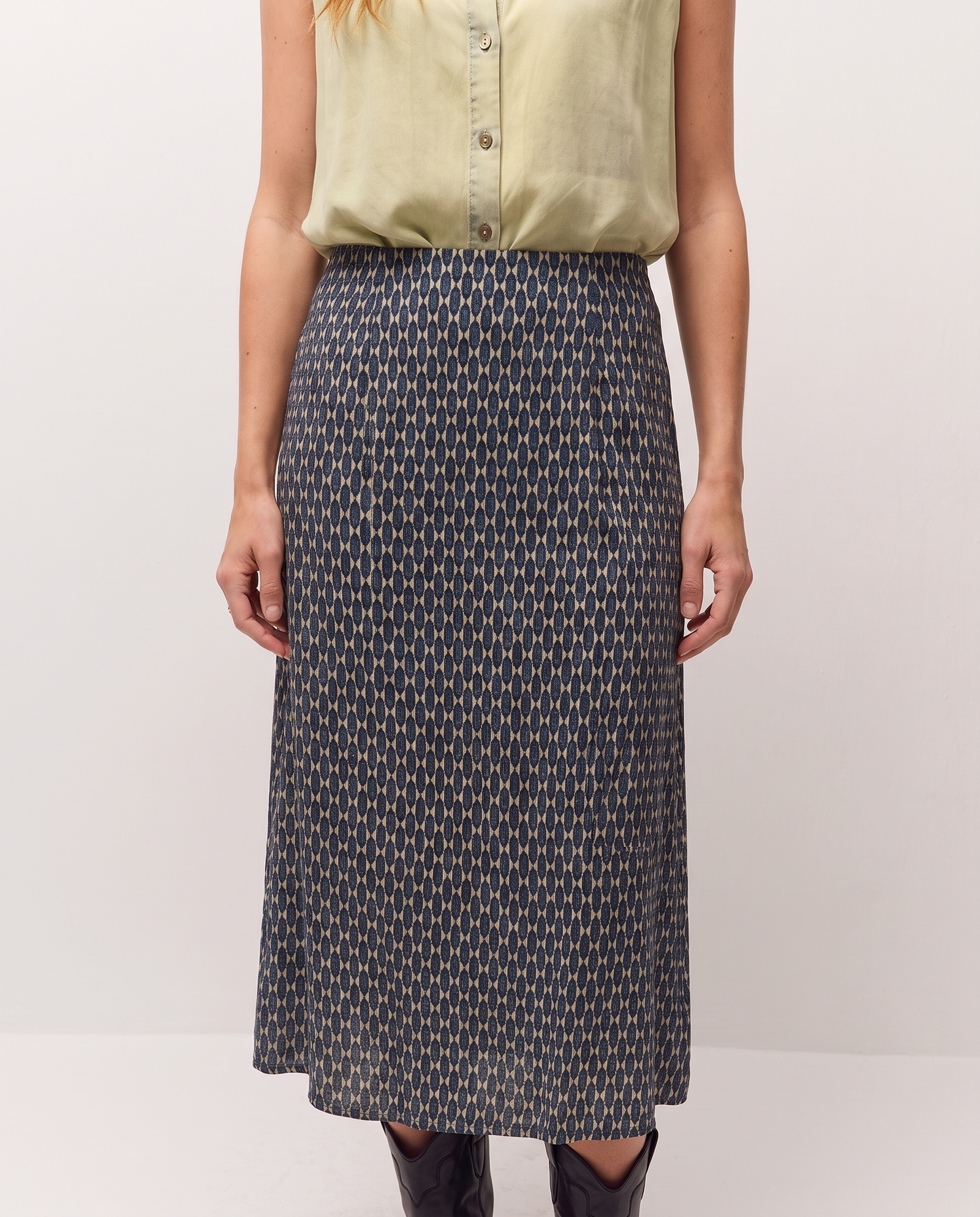 Falda midi con un estampado gemoétrico · Azul Índigo
