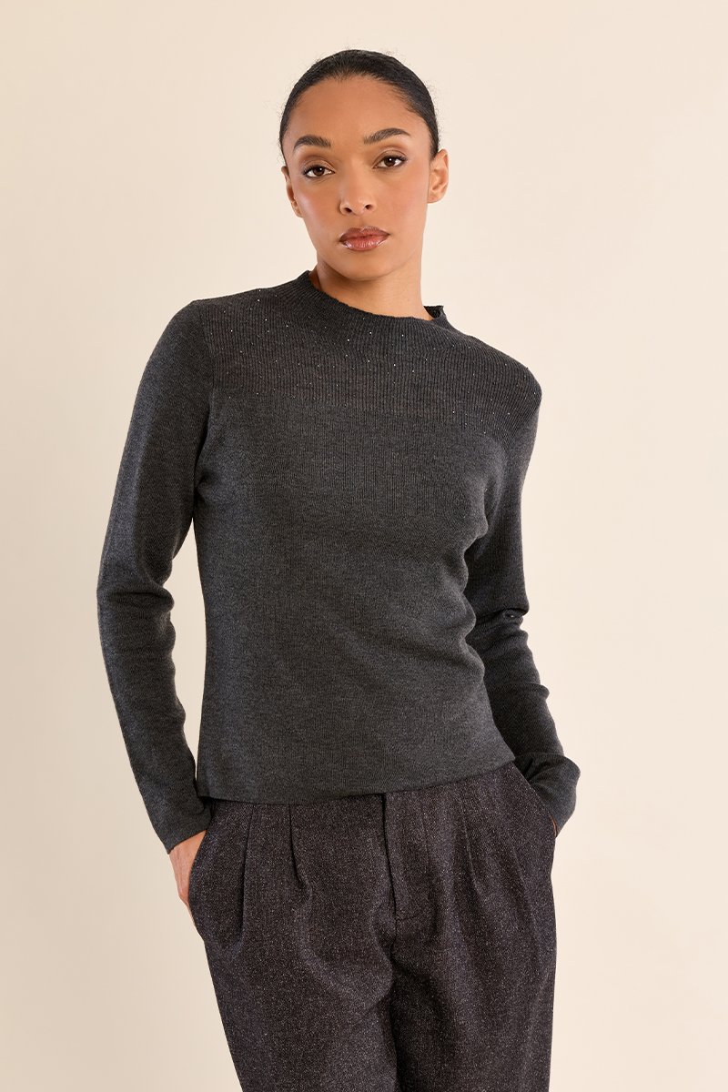 Jersey de manga larga detalle abalorios · Dark Grey
