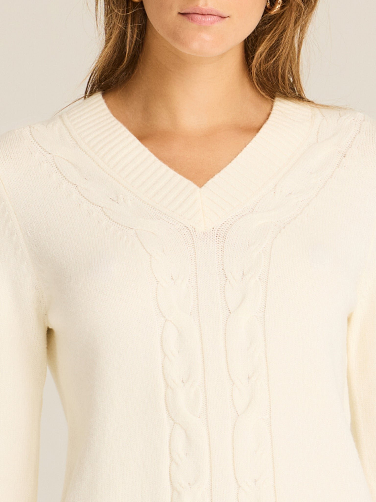 Jersey de punto con trenzas · Crudo